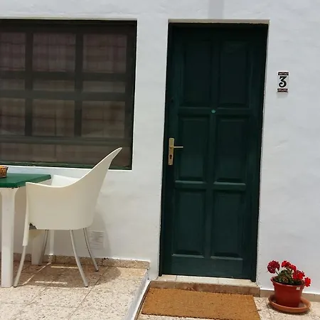 Apartamentos Los Vientos Órzola Exterior photo